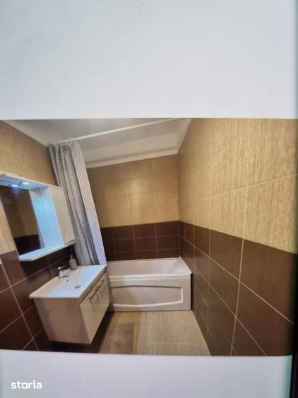 Garsonieră decomandată în Craiovița Nouă