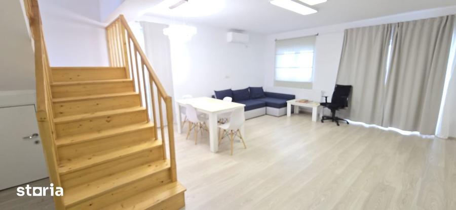 Casă cu 5 camere cu Teren 330 Mp în Ferme