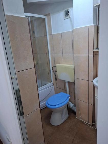 Garsonieră decomandată în Central