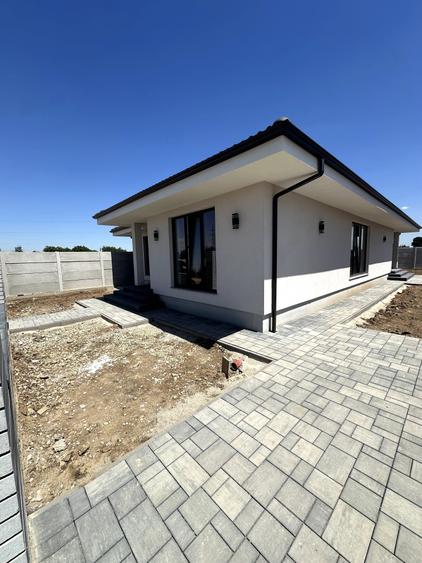 Casă cu 4 camere în Central