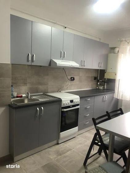 Apartament cu 2 camere semidecomandat, mobilat în Central