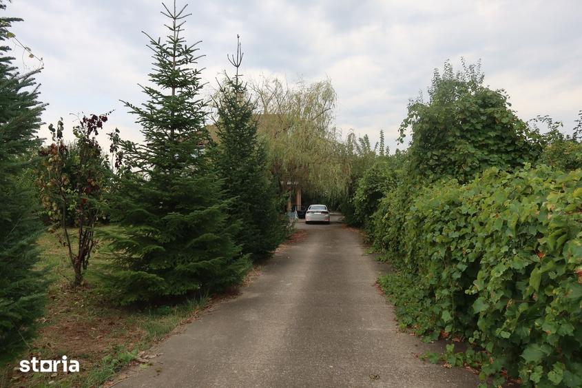 Casă cu 6 camere cu Teren 1141 Mp în Valea Călugărească