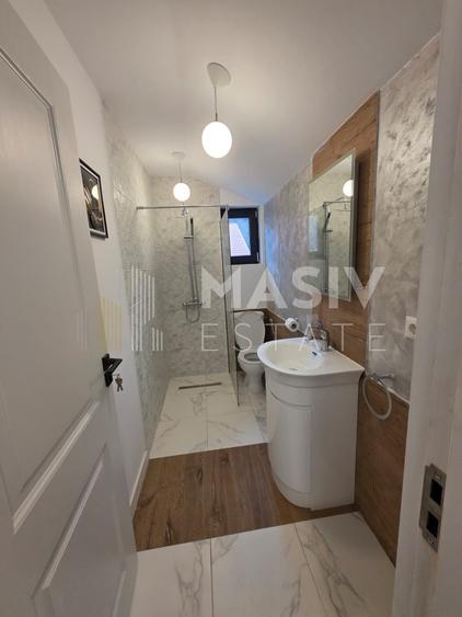 Duplex cu 4 camere cu Canalizare în Ultracentral