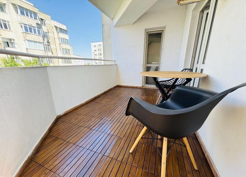 Apartament cu 3 camere în P-ța Muncii