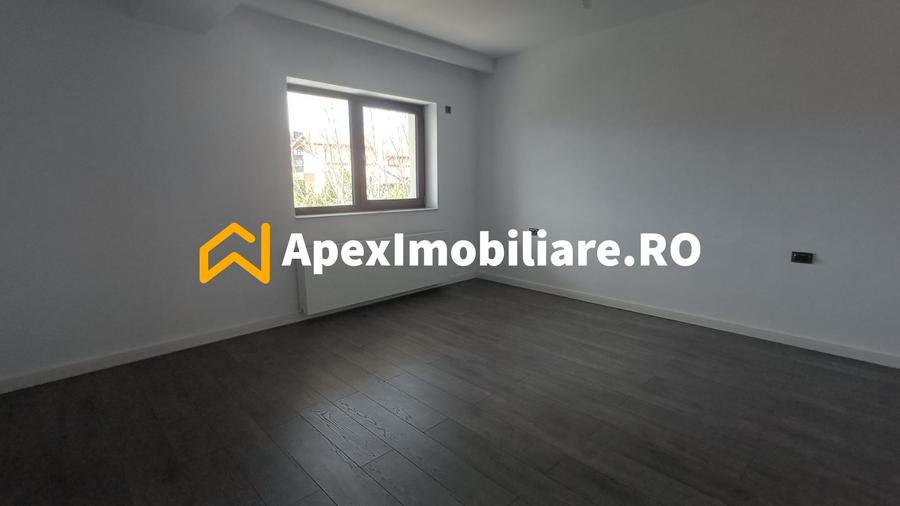 Casă individuală cu 7 camere cu Canalizare în Pipera