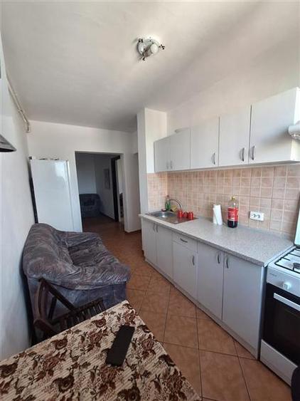 Apartament cu 2 camere decomandat în Narcisa