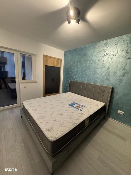 Apartament cu 2 camere în Apărătorii Patriei