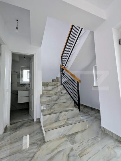 Casă individuală cu 4 camere cu Canalizare în Bârnova