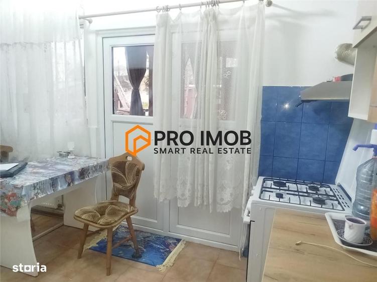 Casă cu 4 camere decomandat în Băceni