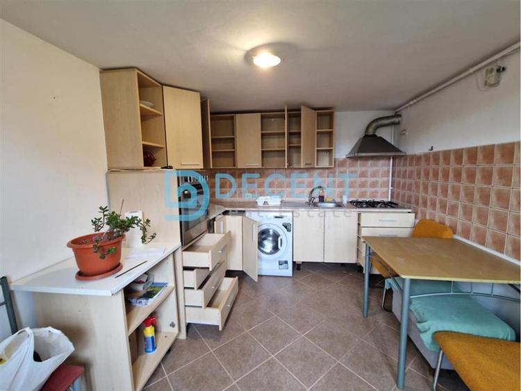Casă individuală cu 4 camere cu Teren 240 Mp în Noua