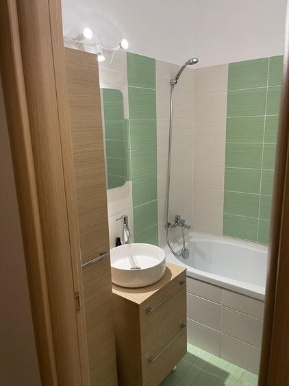 Apartament cu 2 camere decomandat în Exterior Vest