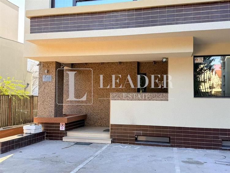 Apartament cu 3 camere decomandat în Exterior Nord