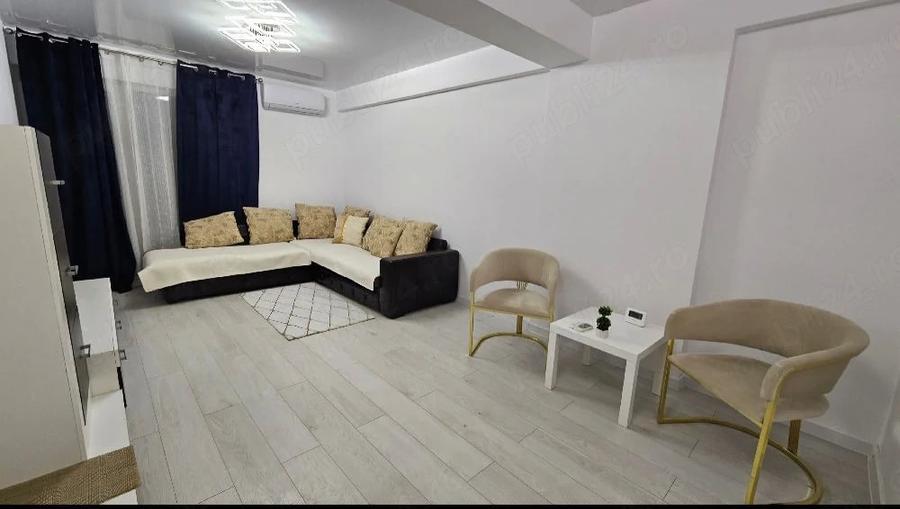 Apartament cu 2 camere decomandat în Apărătorii Patriei