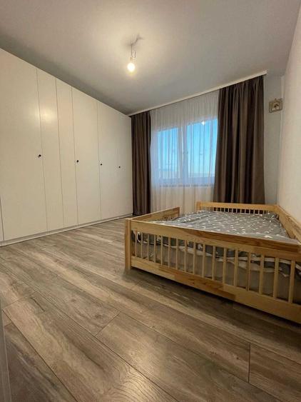 Apartament cu 3 camere decomandat în Tudor