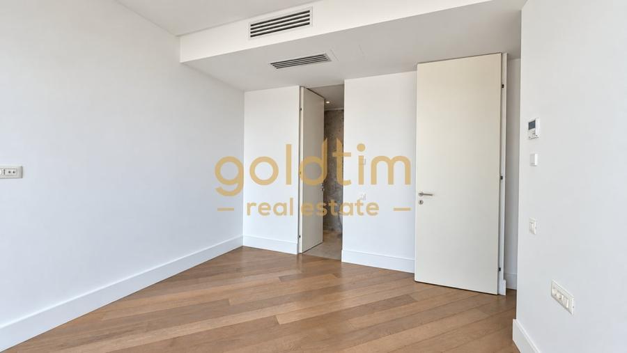 Apartament cu 4 camere semidecomandat, mobilat în Iancu Nicolae