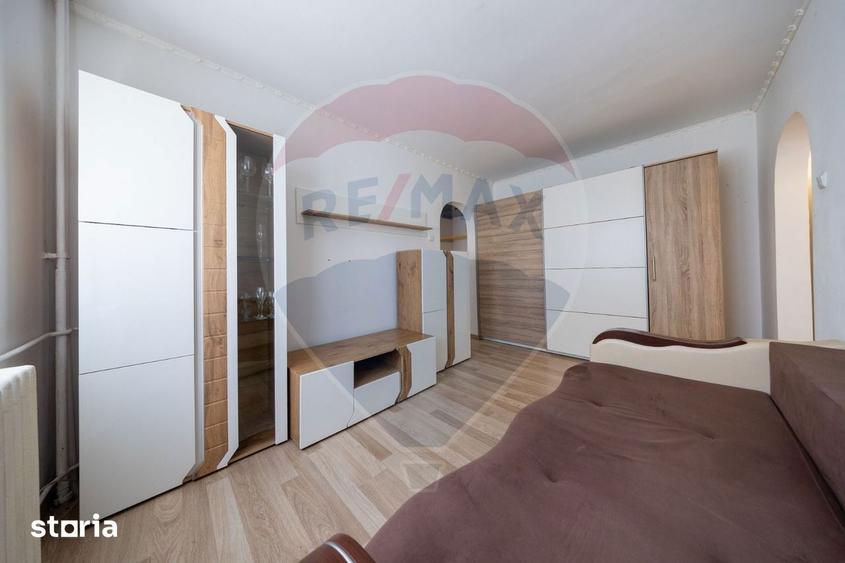 Apartament cu 2 camere semidecomandat, mobilat în Electroprecizia