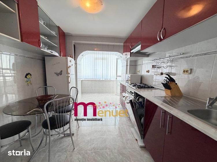 Apartament cu 3 camere în Central