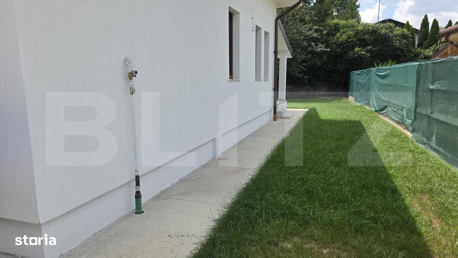 Casă cu 4 camere în Ciupercenii Noi