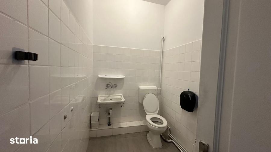 Spațiu comercial, de 150 mp, în Cedonia