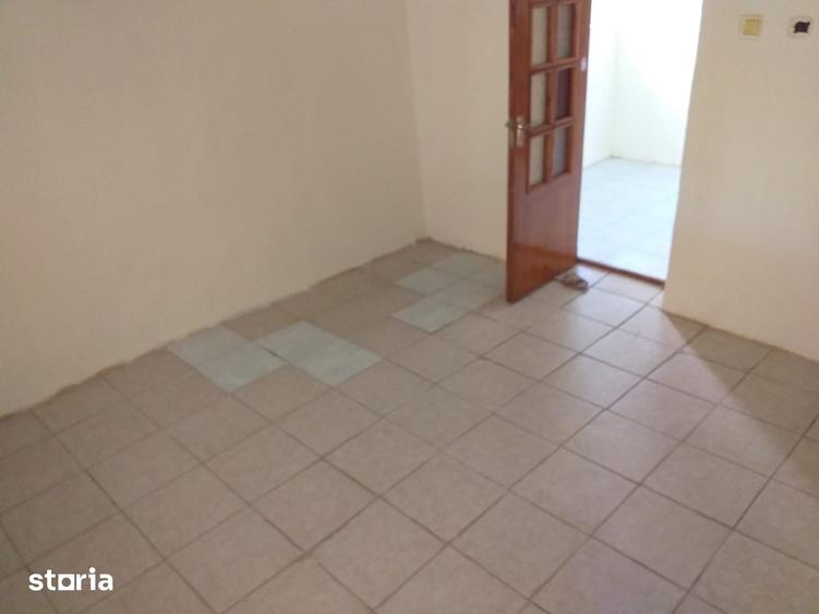 Casă cu 3 camere cu Teren 935 Mp în Cumpăna