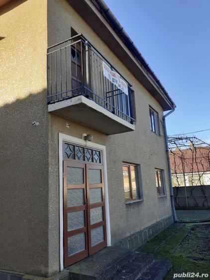 Casă cu 6 camere cu Teren 1500 Mp în Variaș