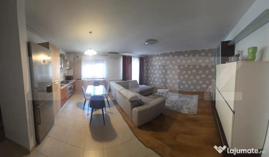 Apartament cu 3 camere decomandat în Central