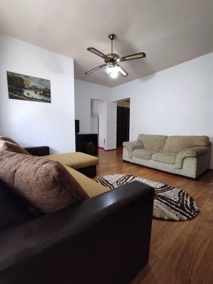 Apartament cu o camera, 32 mp, balcon, zona Eroilor - 1
