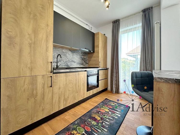 Apartament cu 2 camere decomandat, mobilat în Centrul Istoric