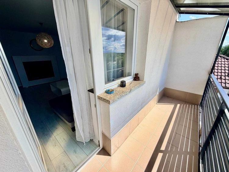 Apartament cu 2 camere decomandat în Exterior Vest