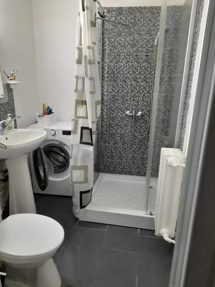 Garsonieră decomandată în Craiovei