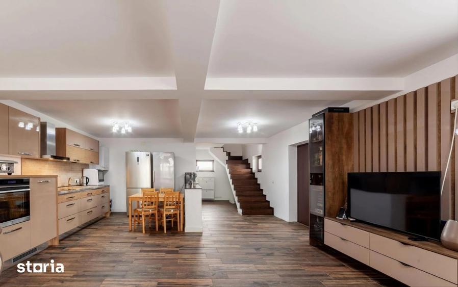 Casă cu 3 camere cu Teren 477 Mp în Bradu