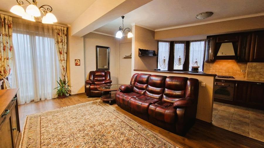 Apartament cu 2 camere semidecomandat, mobilat în Domenii
