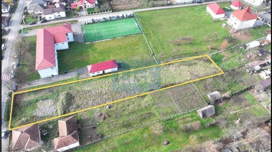 Teren Construcții intravilan de 2500 mp, în Săsar