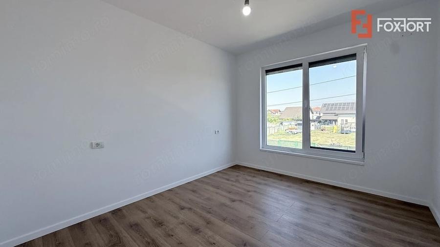 Duplex de vanzare, 5 camere despartit, cu toate utilitatile zona LIDL - Mosnita - 11