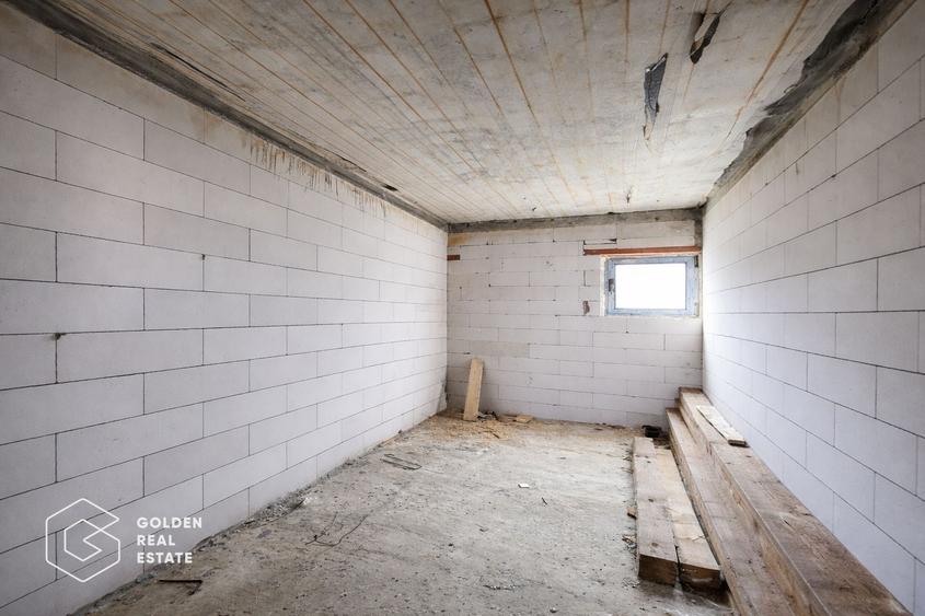 Casă individuală cu 3 camere cu Canalizare în Frumușeni