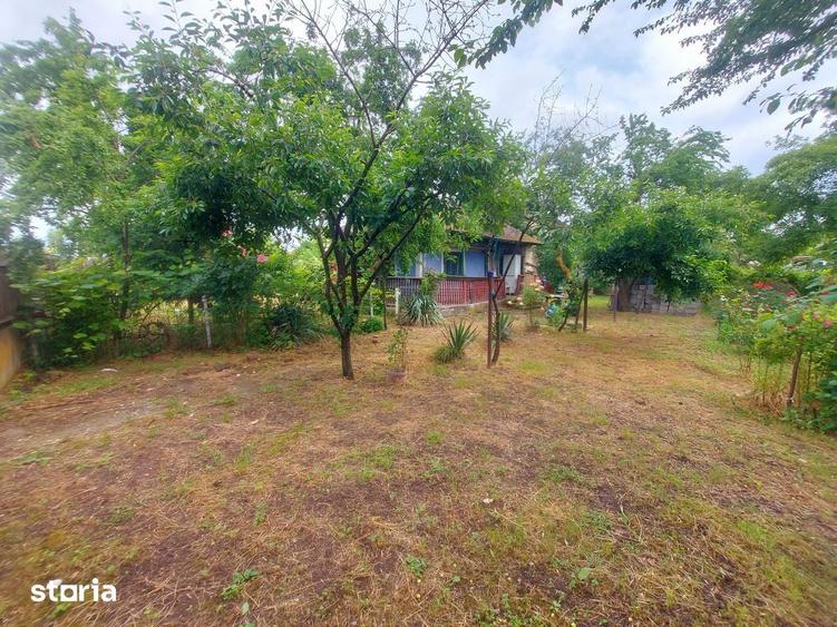 Casă cu 2 camere cu Teren 872 Mp în Șirna