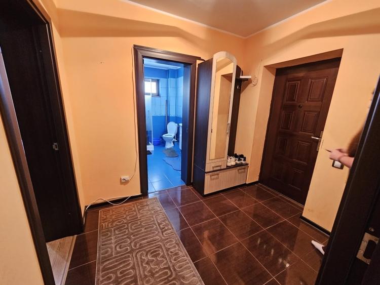 Apartament cu 2 camere decomandat, mobilat în Exterior Sud