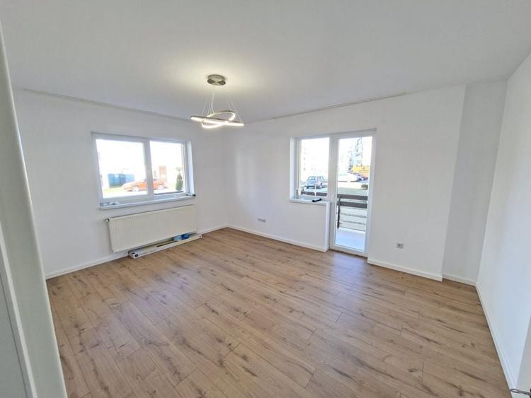 Apartament cu 2 camere decomandat în Sânpetru
