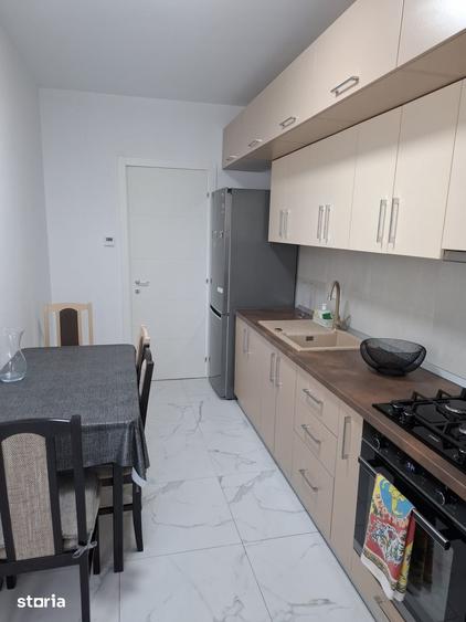 Apartament cu 2 camere decomandat în Rahova