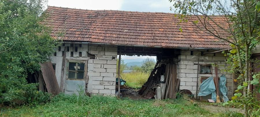 Casă cu 4 camere în Central