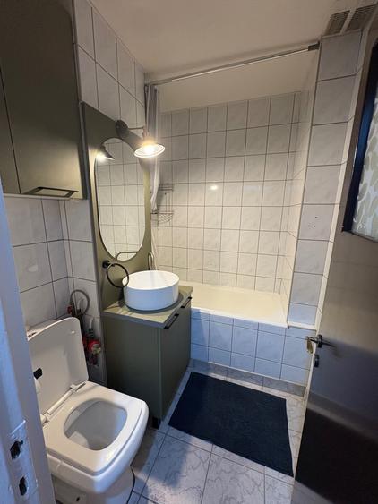 Apartament cu 2 camere semidecomandat în Apusului