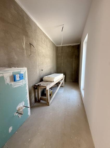 Duplex cu 4 camere cu Canalizare în Dumbrăvița