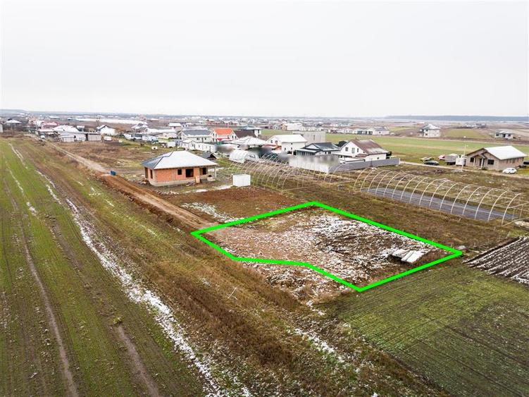 Teren Construcții intravilan de 500 mp, în Cihei