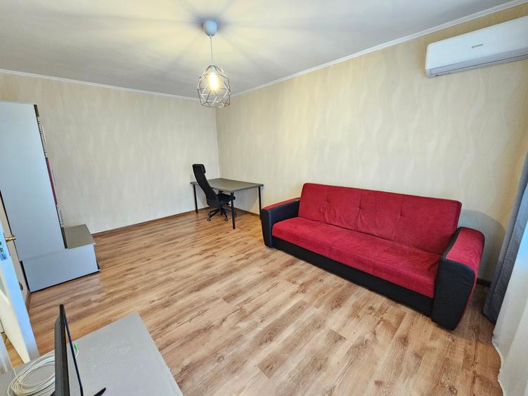Apartament cu 2 camere decomandat, mobilat în Câmpia Libertății