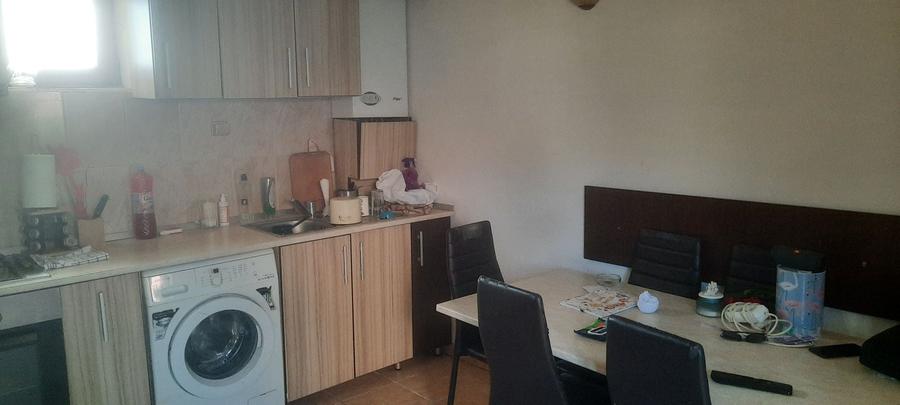 Casă cu 3 camere în Exterior Vest