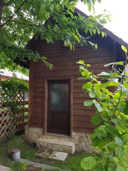 Casă individuală cu 4 camere cu Teren 700 Mp în Central