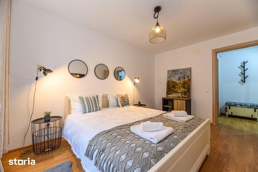 Apartament cu 2 camere decomandat în Tractorul