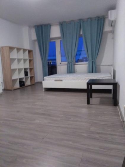 Garsonieră decomandată, mobilată în Nerva Traian