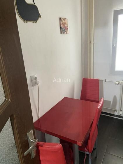 Inchiriez apartament str.Fizicienilor - Camil Ressu