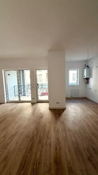 Apartament cu 2 camere semidecomandat în Turnișor